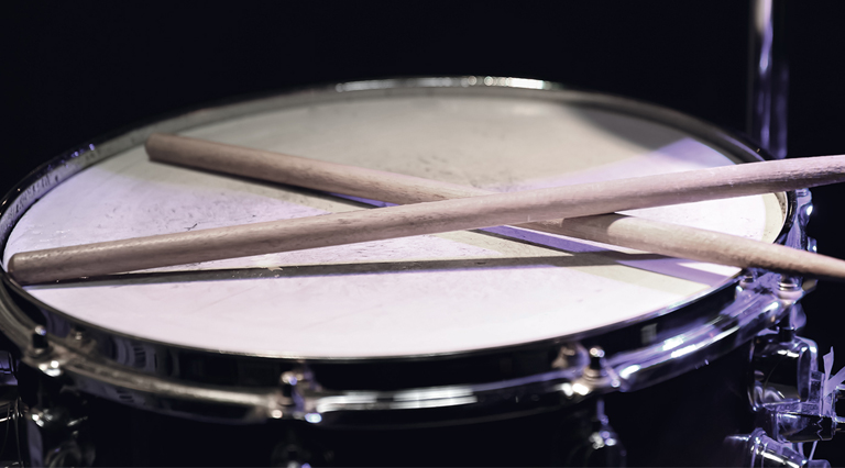 Buy snare drums, drum kits and drum sticks from CIOMIT, Colorado